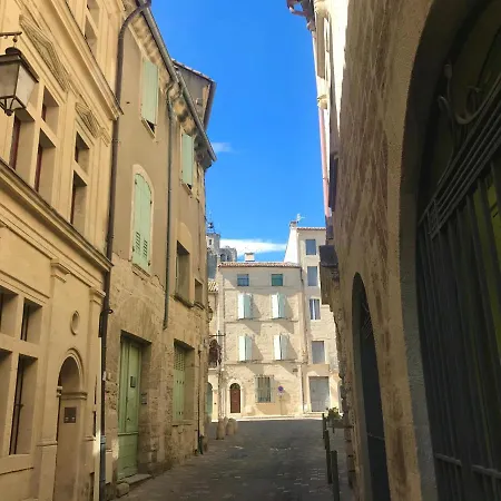 Maison de Roche - Uzès Centre historique La Fenestrelle Extérieur photo